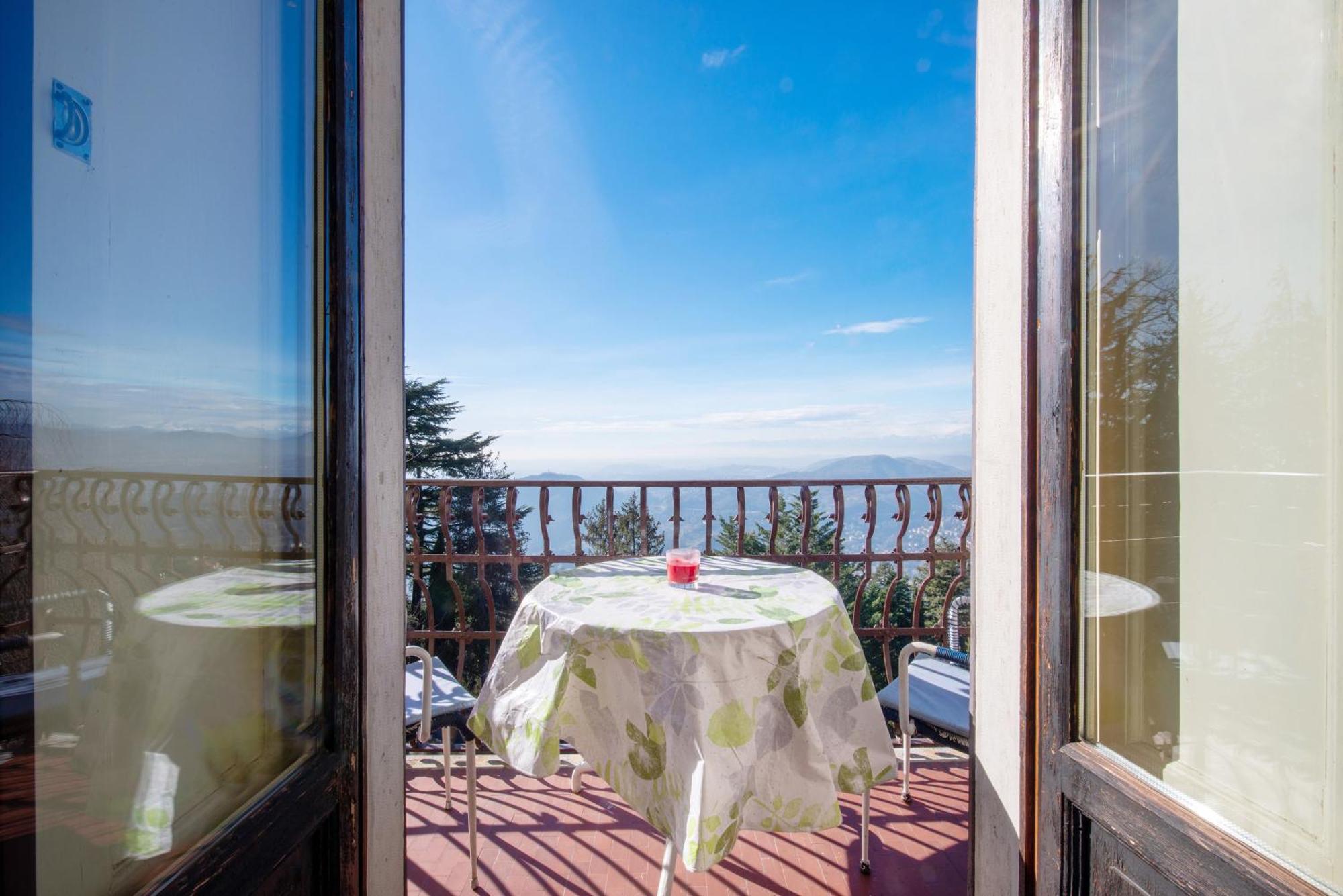 App Mughetto In Villa Marchello 브루나테 외부 사진