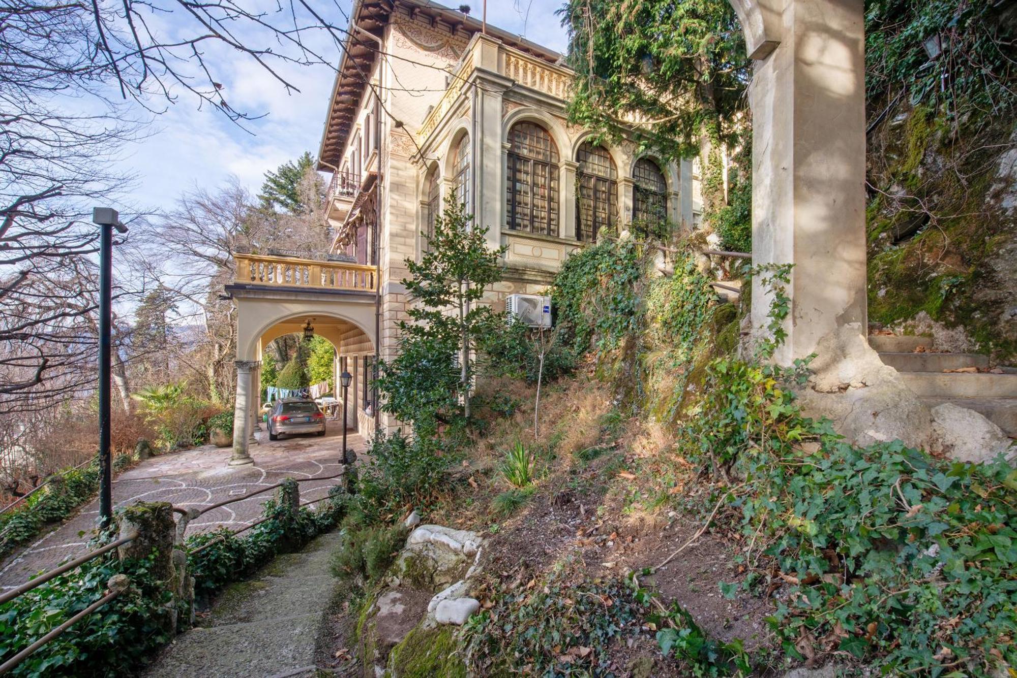 App Mughetto In Villa Marchello 브루나테 외부 사진